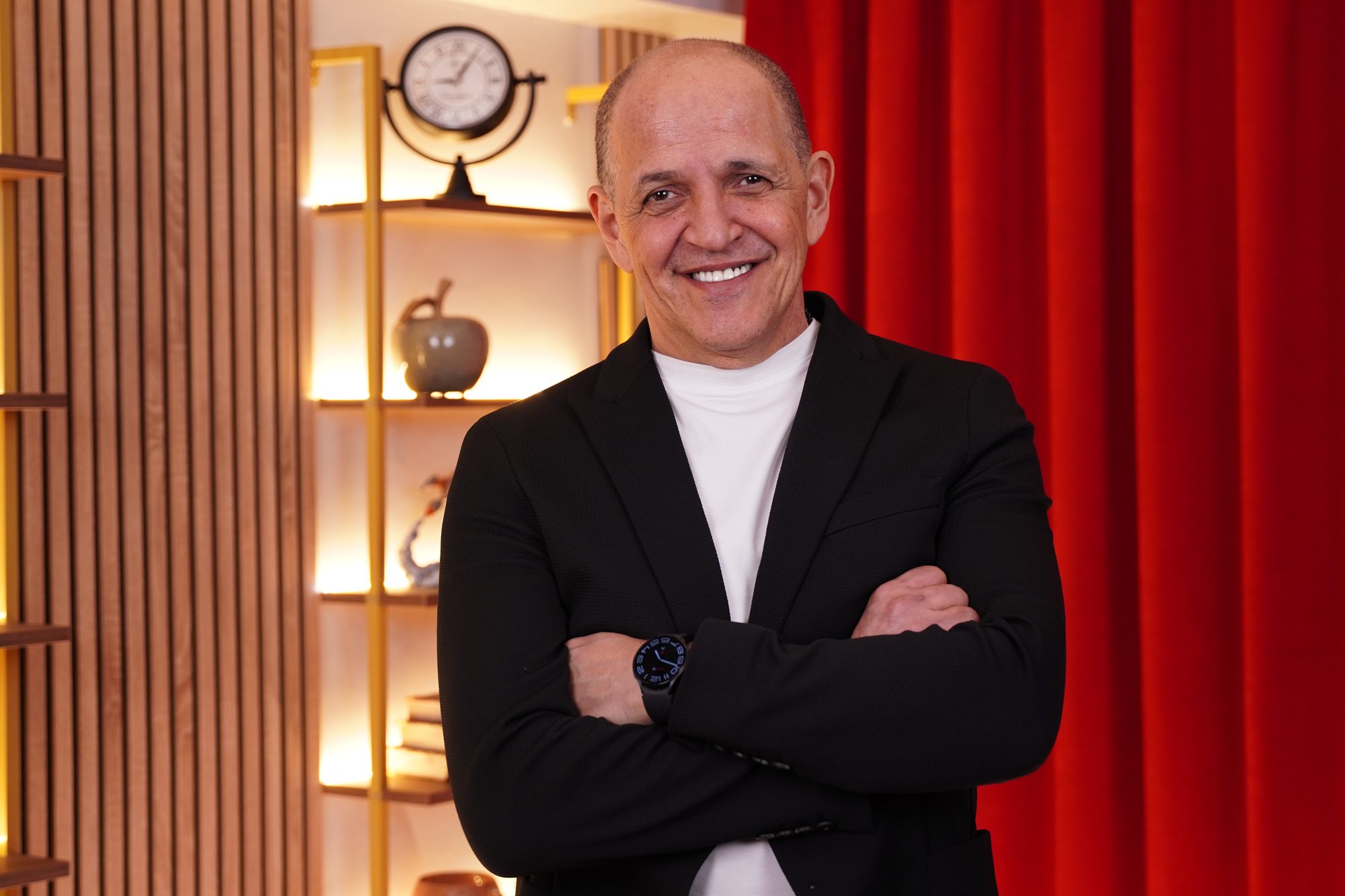Dr. Hakan Tetik